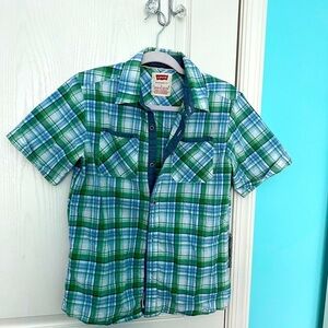 Levi’s boys plaid shirt, size 12yr-13yr, excellent condition